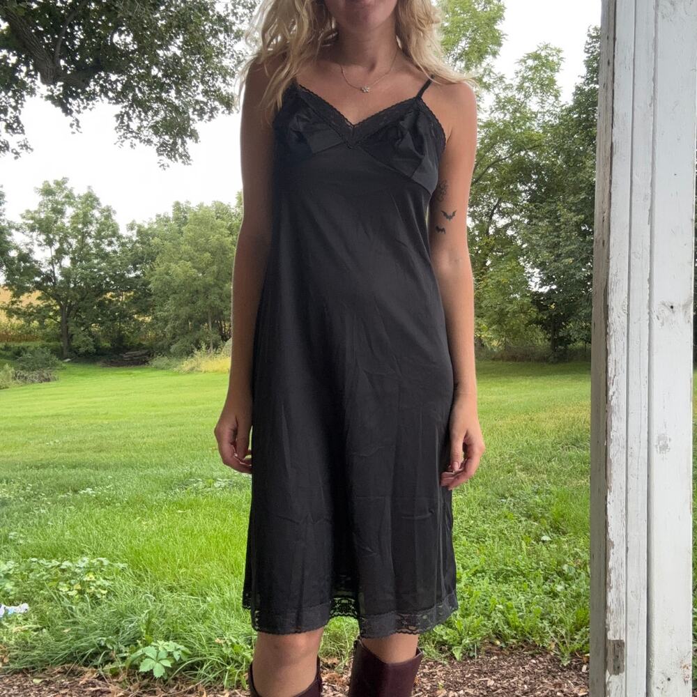 Vintage 60s Vanity Fair Midi Slip Dress Black Size 36 Whimsigoth Dark Romance